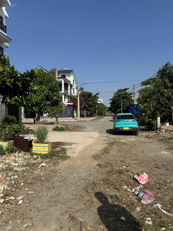 Chính chủ gửi bán lô đất khu vực dự án sài gòn chợ lớn đường 5 phường 7 q8.