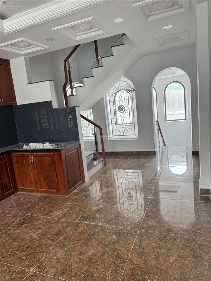 Chính chủ bán nhà đẹp phường bình trưng đông q2, tp thủ đức