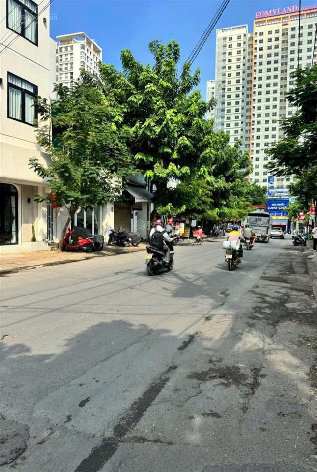 Chính chủ gửi bán lô đất mt đ. 28 ra lê văn thịnh p. cát lái, q2, tp thủ đức