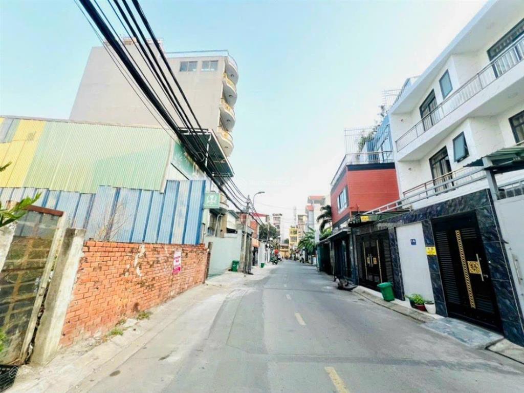 Chính chủ gửi bán lô đất mt đ. 28 ra lê văn thịnh p. cát lái, q2, tp thủ đức