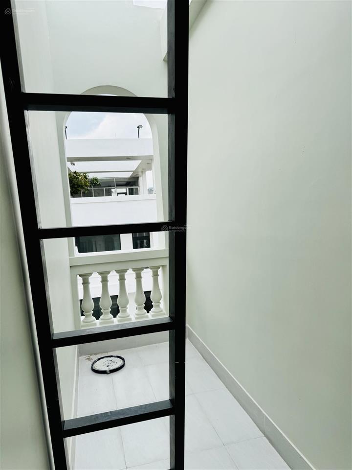 Chủ gửi bán căn nhà đẹp mt đường thông xe ô tô gần chợ tân lập p. bình trưng đông q2 tp thủ đức