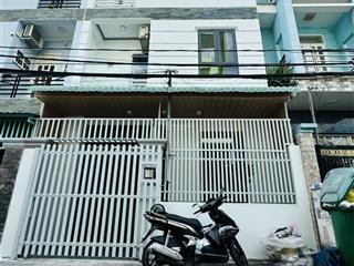 Chính chủ gửi bán căn nhà đẹp 2 lầu hẻm xe oto p.b.tr. đông q2. tp hcm