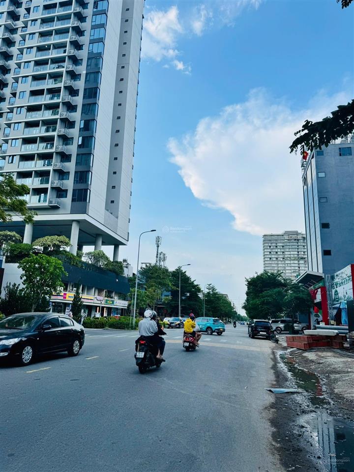 Chính chủ gửi bán lô đất đẹp mt đường trương văn bang và tạ hiện p.tmloi q2.tp thủ đức, tp hcm