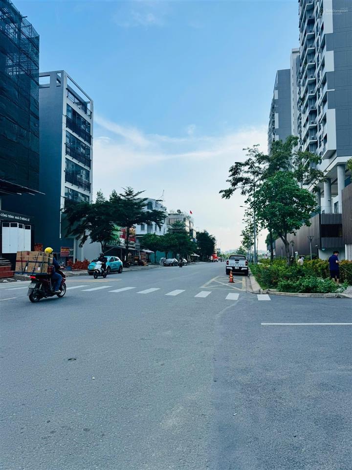 Chính chủ gửi bán lô đất đẹp mt đường trương văn bang và tạ hiện p.tmloi q2.tp thủ đức, tp hcm