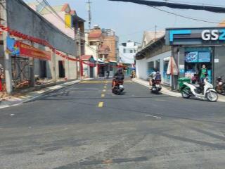 Chính chủ gửi bán căn nhà mt đường lê hữu kiều phường bình trưng tây q2.