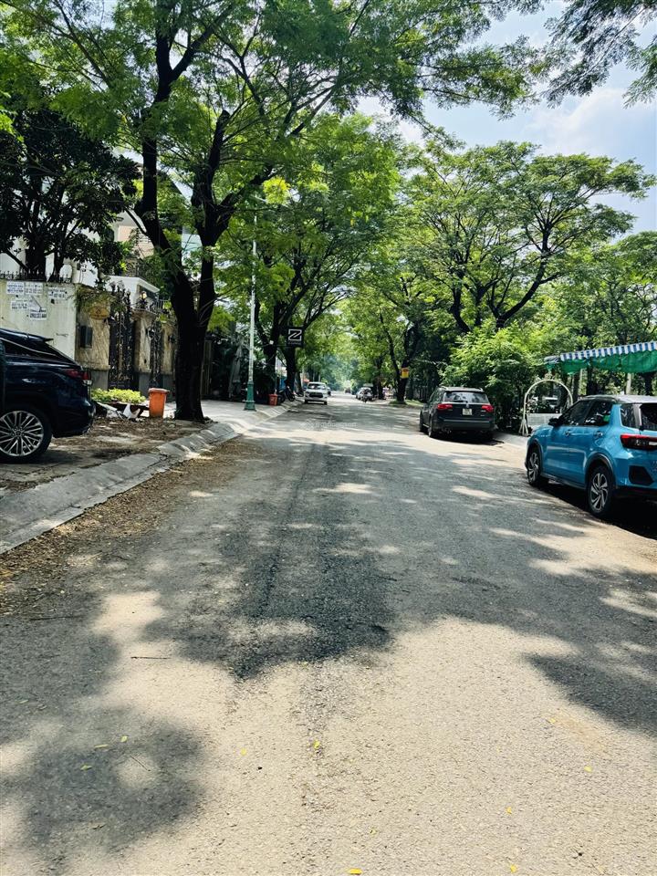 Cần bán vài lô đất đẹp khu vực dự án đông thủ thiêm xanh phường bình trưng đông q2 cũ