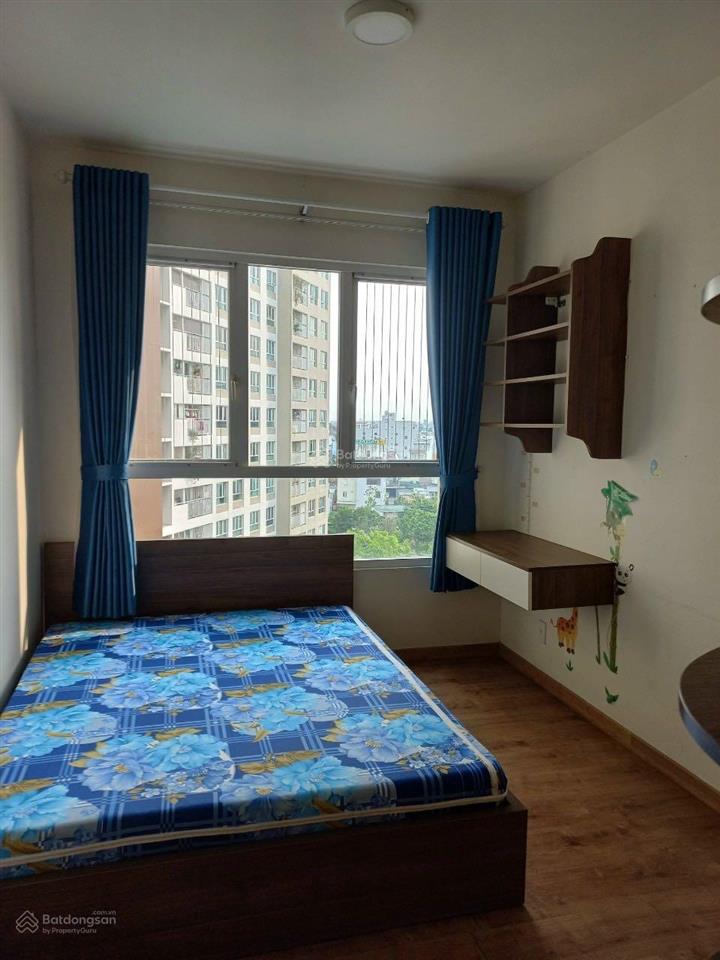 Cần cho thuê căn hộ krista 2pn nhà trống view hướng nam thoáng mát.  0902 306 ***