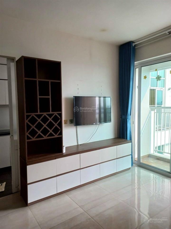 Cần cho thuê căn hộ krista 2pn nhà trống view hướng nam thoáng mát.  0902 306 ***