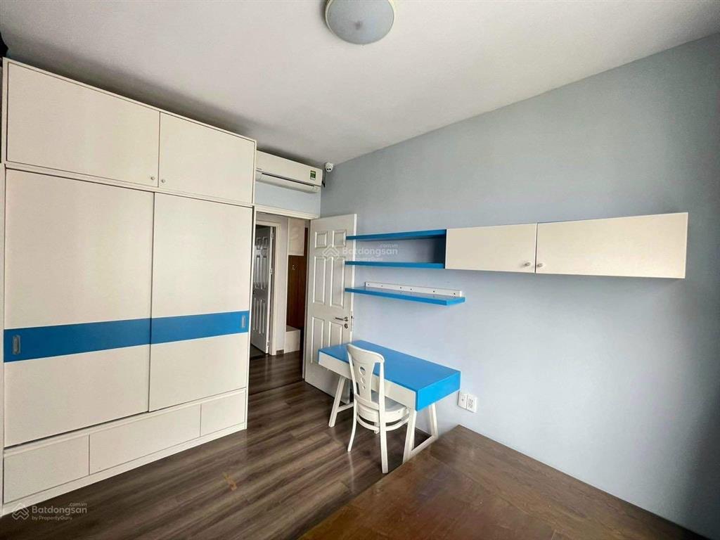 Cho thuê gấp căn hộ krista 2pn, giá 12.5tr  nhà mới sạch đẹp.  0902 306 ***