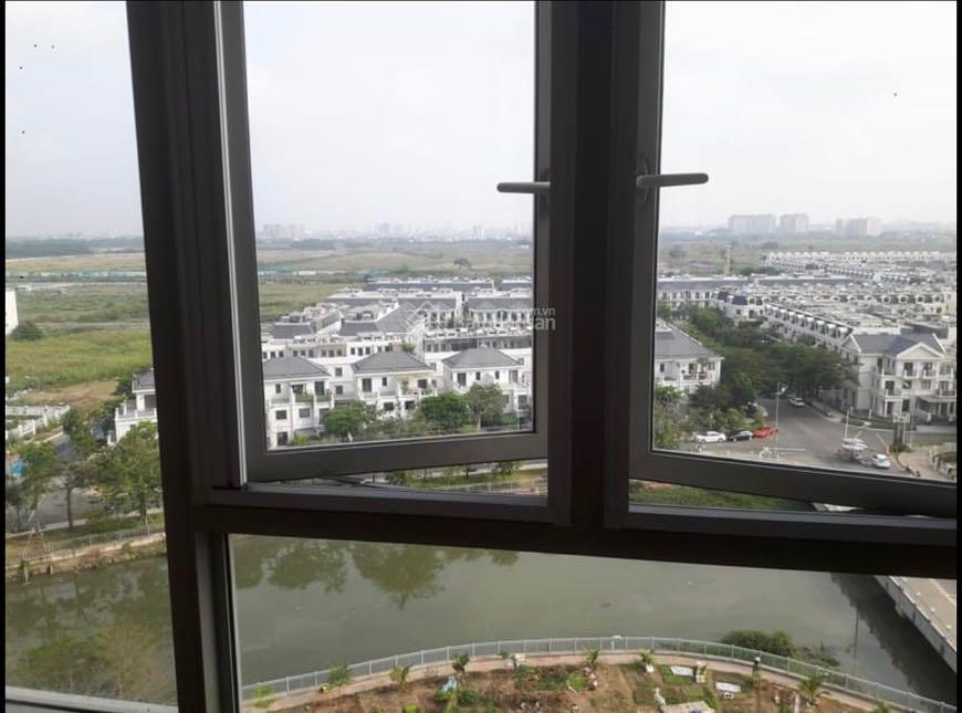 Hot cần bán gấp căn hộ parcspring 2pn giá tốt trong khu vực 4,1 tỷ.  0902 306 ***