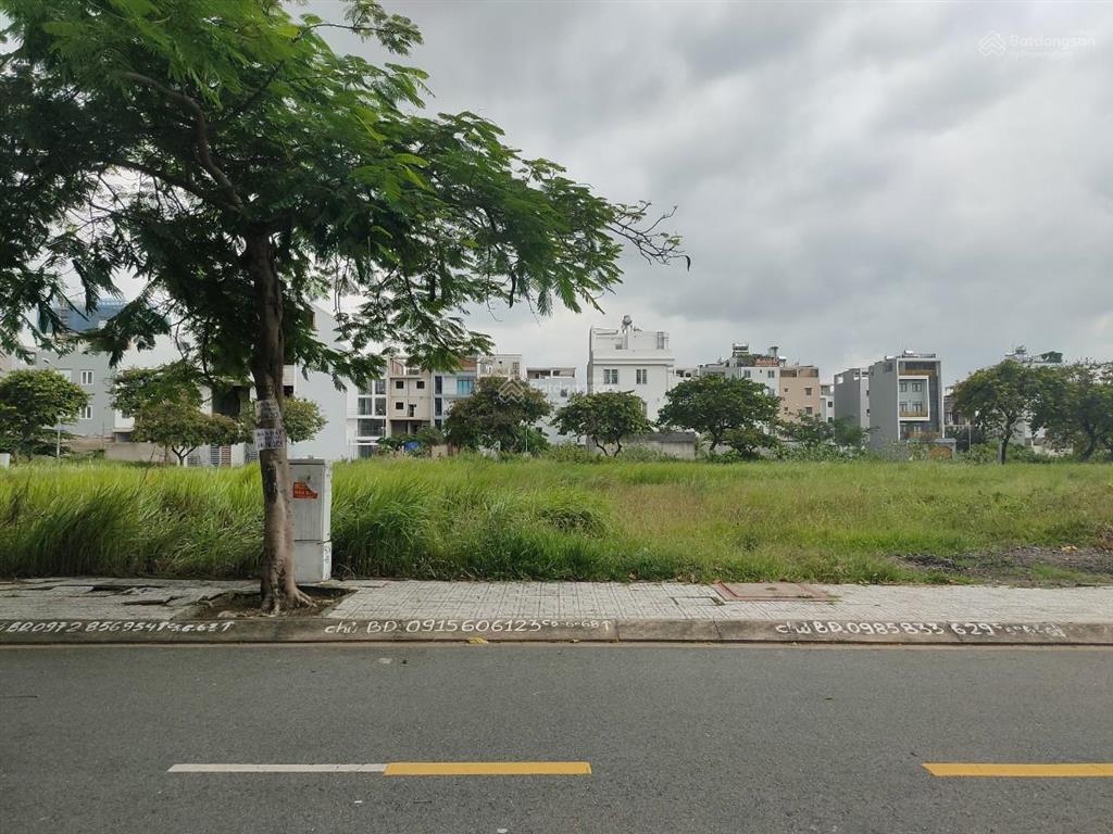 Bán lô đất sổ đỏ mặt tiền đường đôi 48m  công viên trung tâm kdc cát lái, quận 2 hướng tây nam