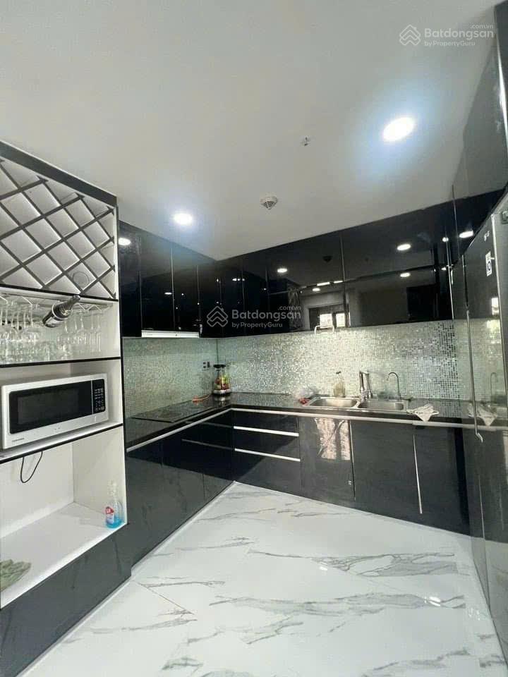 Bán duplex sân vườn masteri thảo điền, dt 161m2 + 27m2 sân vườn, giá bán 16 tỷ sổ hồng