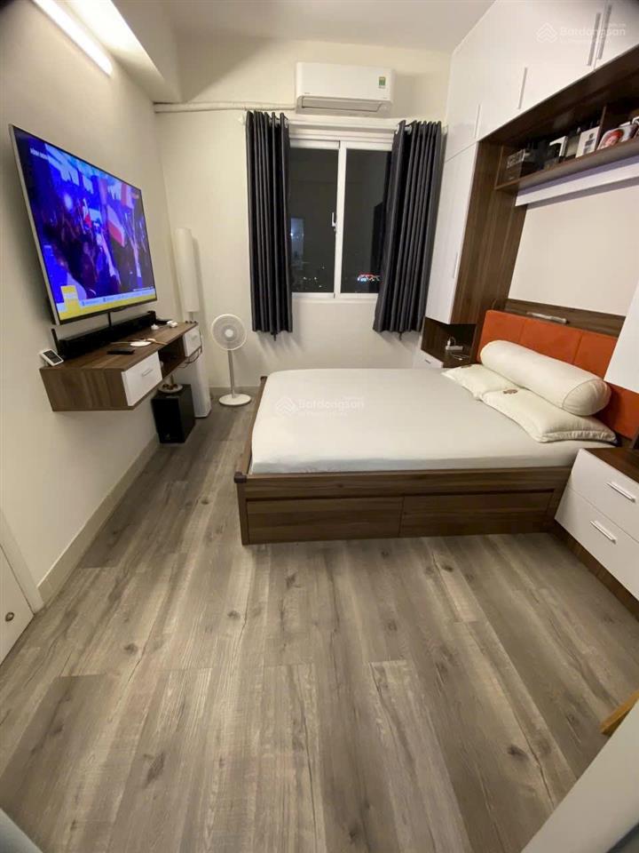 Cần bán căn hộ bình khánh  đức khải 2 phòng ngủ.  0938 991 ***