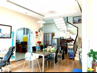 Bán rẻ biệt thự 3 tầng, 200m2, góc 2 mặt tiền đường số của p. bình trưng tây, q.2, chỉ 17 tỷ còn tl