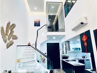 Cho thuê 2pn duplex tầng sân vườn 134m2 tại feliz en vista, 31 triệu, siêu hot, siêu hiếm !