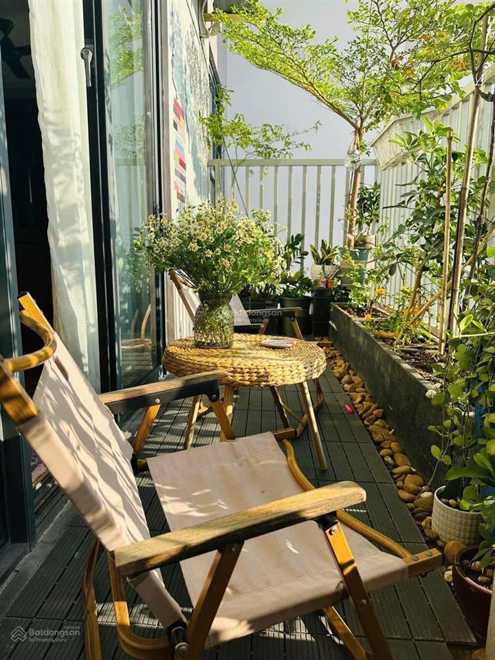 2pn + 2wc ban công nhìn sông 4,5 tỷ 67m2 tầng 9