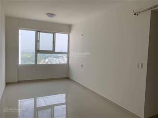 Bán căn hộ citi soho  lầu 21  (căn góc )  block c  view hồ bơi  nội thất cơ bản  nhà mới