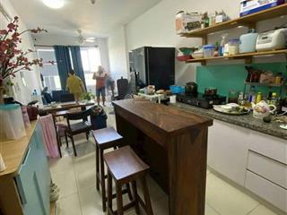 Căn hộ citi soho tầng 18 (căn góc)gió mát cả ngày.nội thất đầy đủ  nhà rất mới, dọn vào ở ngay
