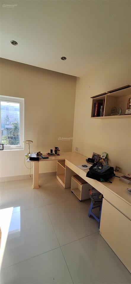 Bán nhà khu đường nguyễn hoàng phường an phú quận 2, dt 7x20m, trệt 2 lầu áp mái, sổ hồng, 30 tỷ