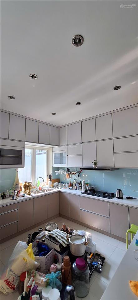 Bán nhà khu đường nguyễn hoàng phường an phú quận 2, dt 7x20m, trệt 2 lầu áp mái, sổ hồng, 30 tỷ