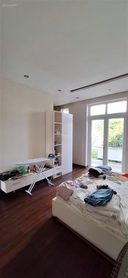 Bán nhà khu đường nguyễn hoàng phường an phú quận 2, dt 7x20m, trệt 2 lầu áp mái, sổ hồng, 30 tỷ