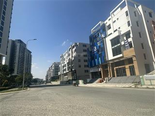 Ngộp bank bán gấp dự án villa thủ thiêm