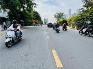 Cho thuê nhà mặt tiền đường nguyễn hoàng, dt 4x20m trệt 3 lầu giá chỉ 27 tr/tháng.  0904 357 ***