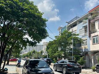 Bán đất 10x20m sổ đỏ chính chủ giá 180 tr/m2, ngay đường số 7 kdt an phú an khánh