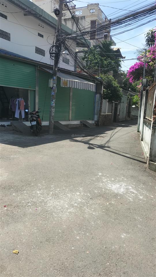 Cần bán nền đất góc hai mặt tiền đường nguyễn duy trinh một sẹc phường bình trưng đông tp thủ đức