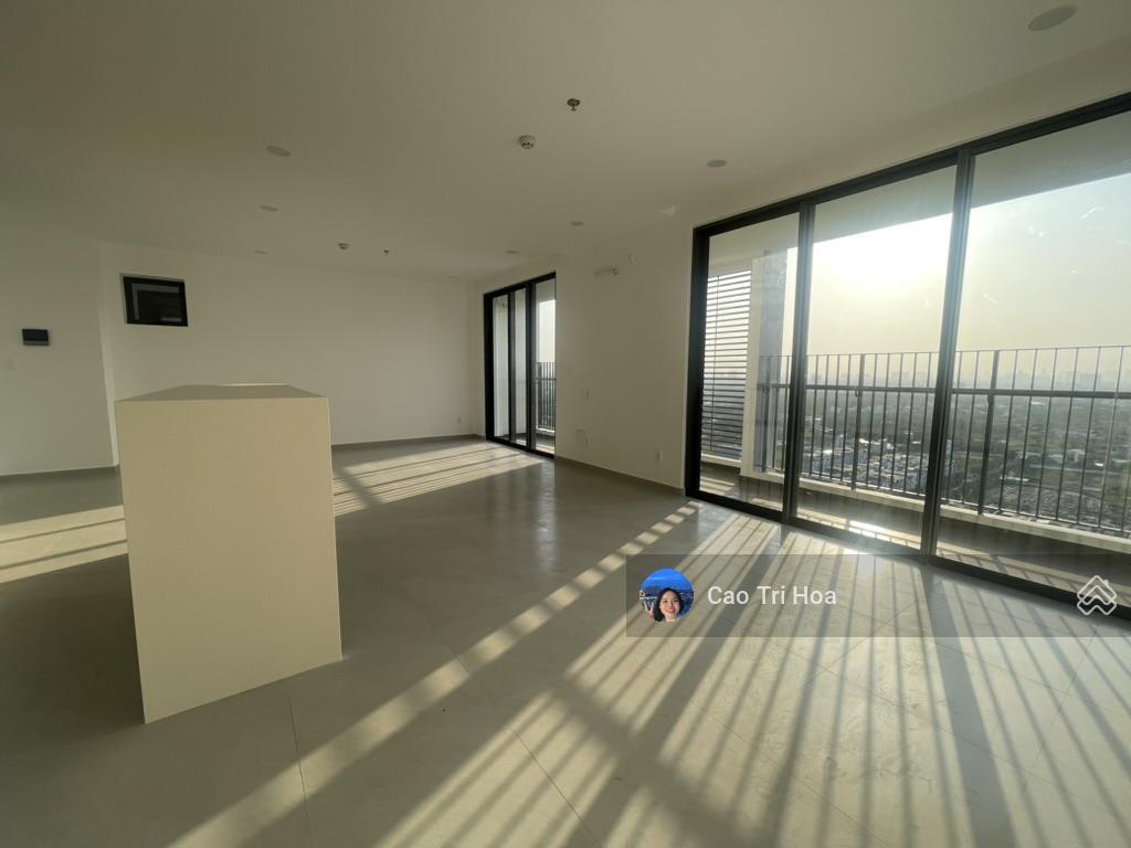 Bán duplex mt eastmark city, 195m2, view đẹp. giá 12,5 tỷ tl, sổ sẵn