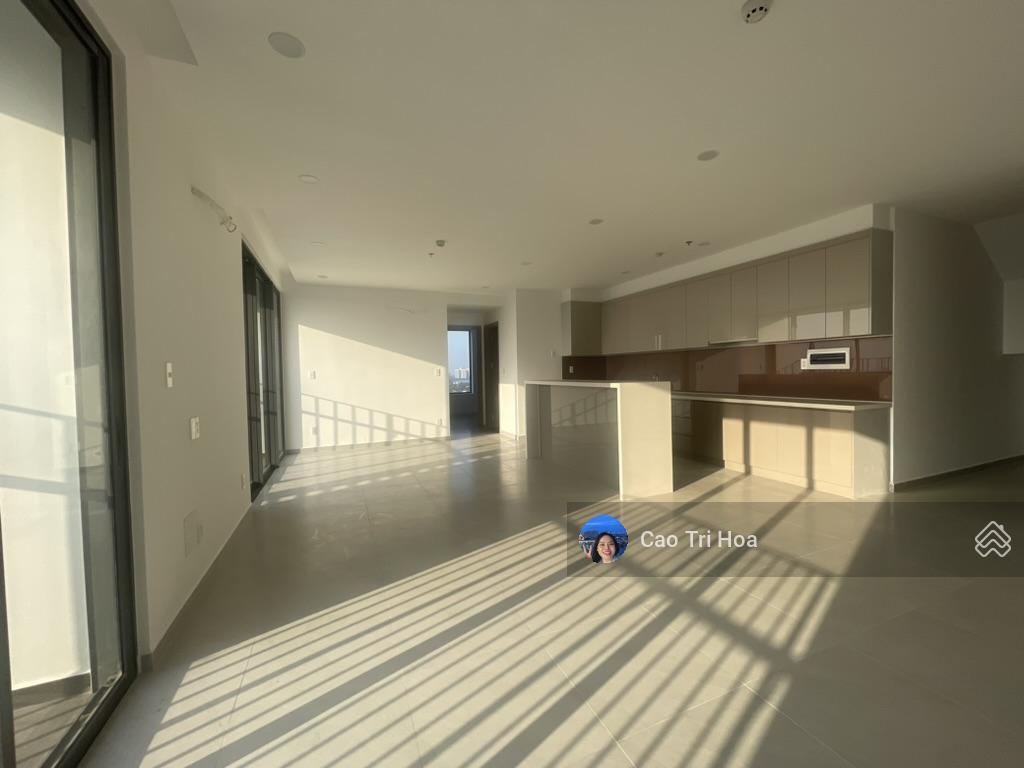 Bán duplex mt eastmark city, 195m2, view đẹp. giá 12,5 tỷ tl, sổ sẵn