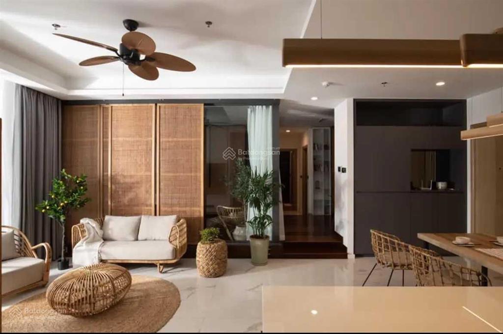 Cho thuê căn hộ sarina, 3 phòng ngủ, 127m2, giá 39 triệu/ 1tháng