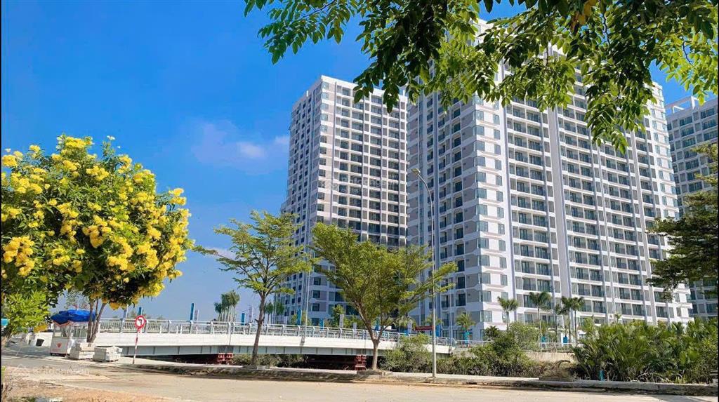 Cho thuê căn hộ 2pn + 2wc tầng cao, view sông rèm 2 máy lạnh, tủ lạnh, máy giặt, mnn = 7 triệu/th
