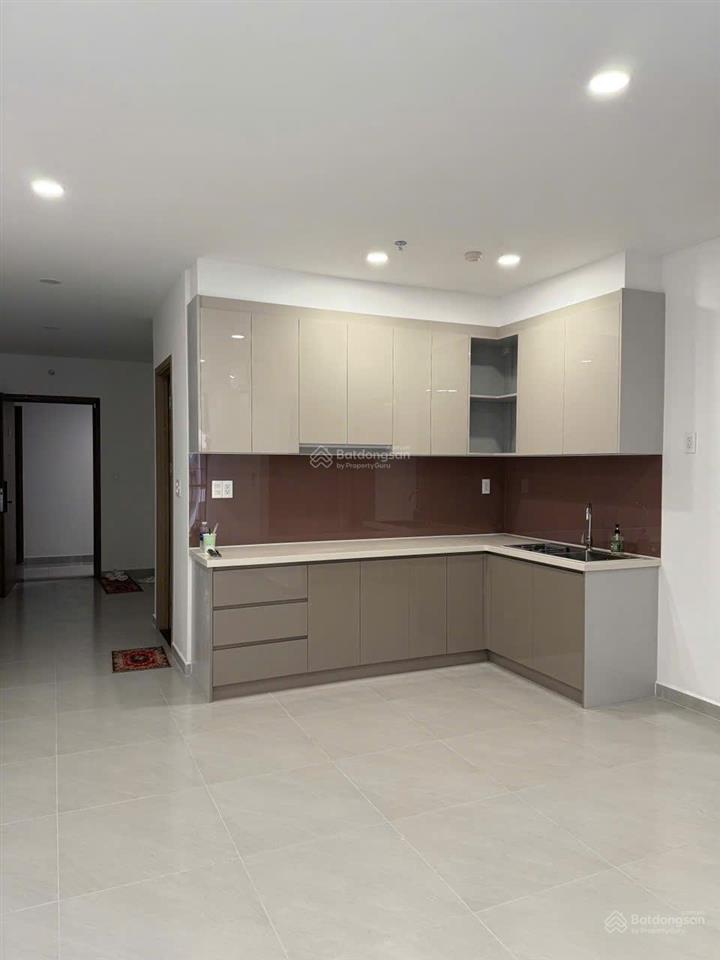Bán căn hộ mt 65.2m2 giá 3.1 tỷ sổ hồng, mới 100% view hồ bơi, sổ sẵn công chứng ngay