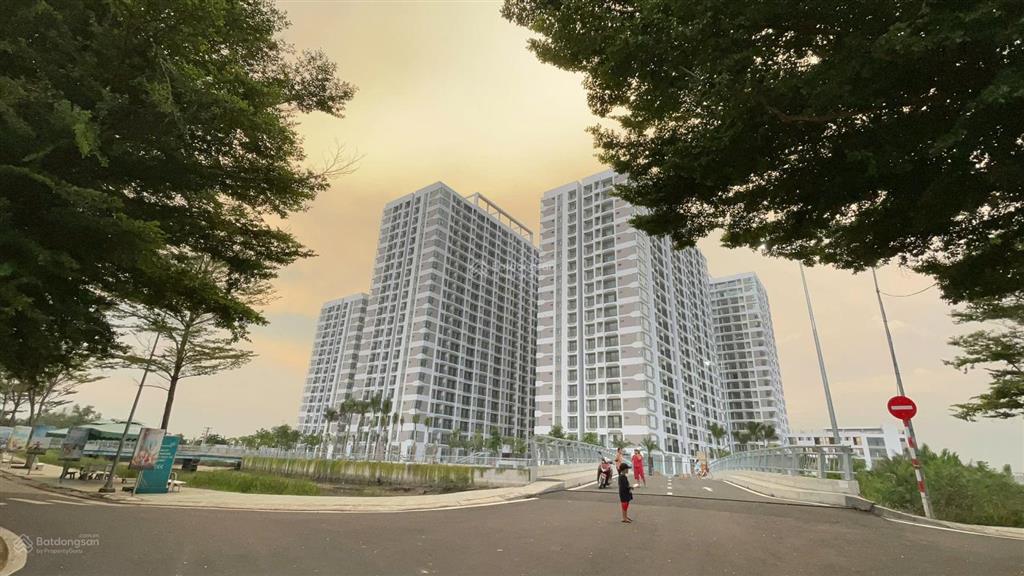 Cho thuê shophouse 120m2 chỉ 10 triệu/tháng, đã có cư dân về sinh sống