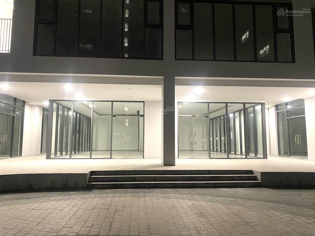 Cho thuê shophouse 120m2 chỉ 10 triệu/tháng, đã có cư dân về sinh sống