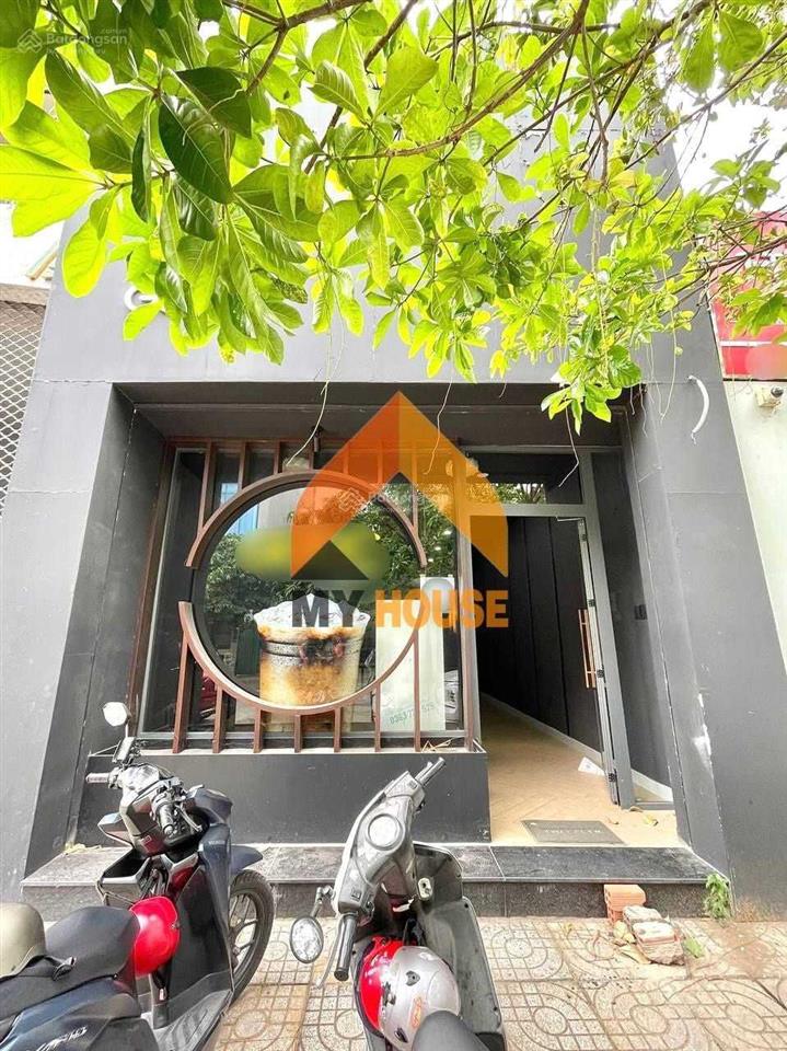 Ố là lá! nhà phố đẹp như tranh vẽ ngay chi cục thuế q2