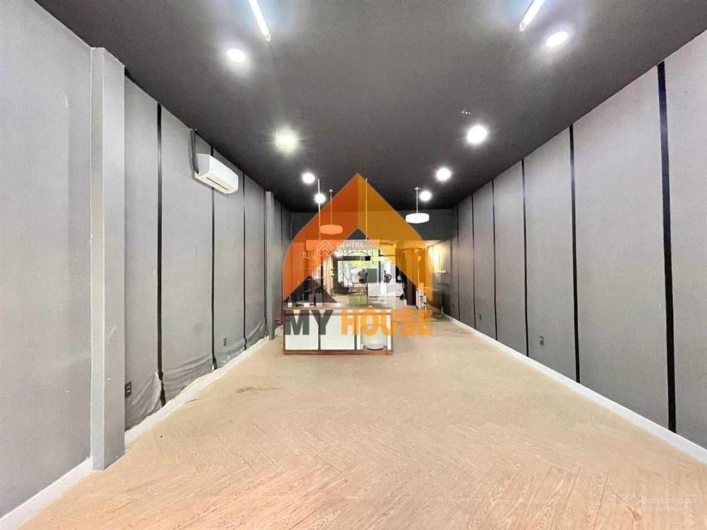 Ố là lá! nhà phố đẹp như tranh vẽ ngay chi cục thuế q2