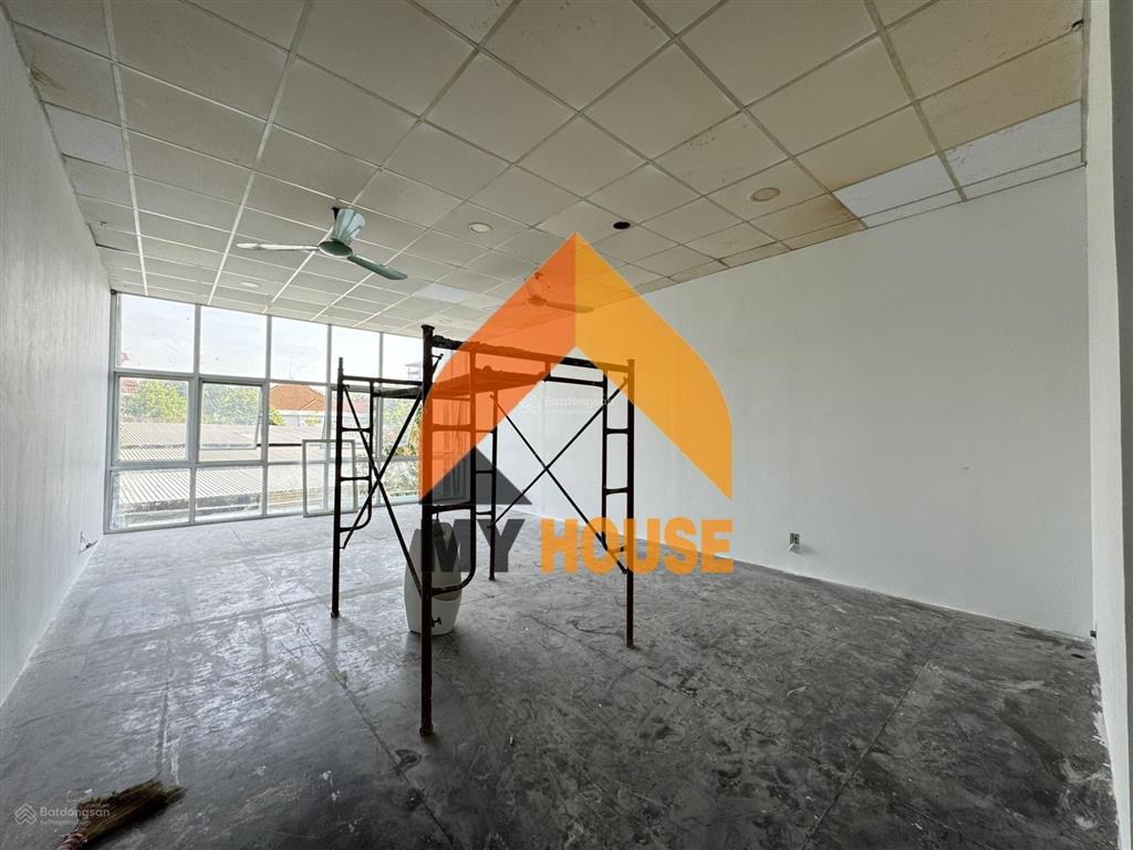 Nhà phố mới thẩm mỹ xinh như mộng ngay trần não q2 250m2 ạ