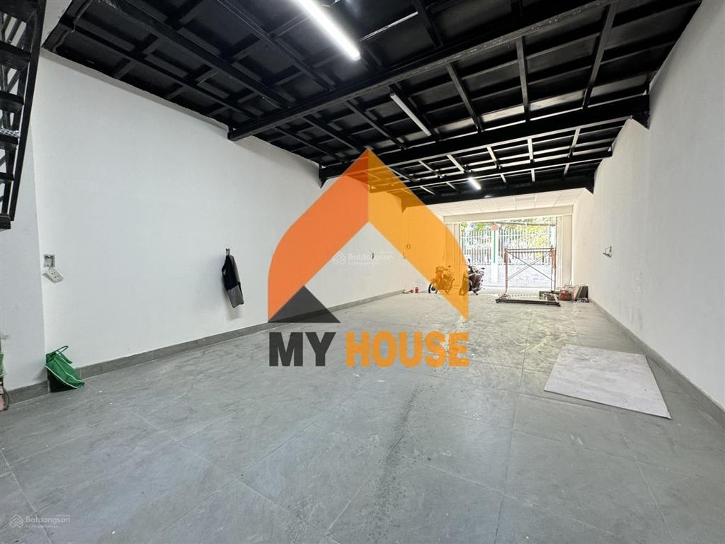 Nhà phố mới thẩm mỹ xinh như mộng ngay trần não q2 250m2 ạ