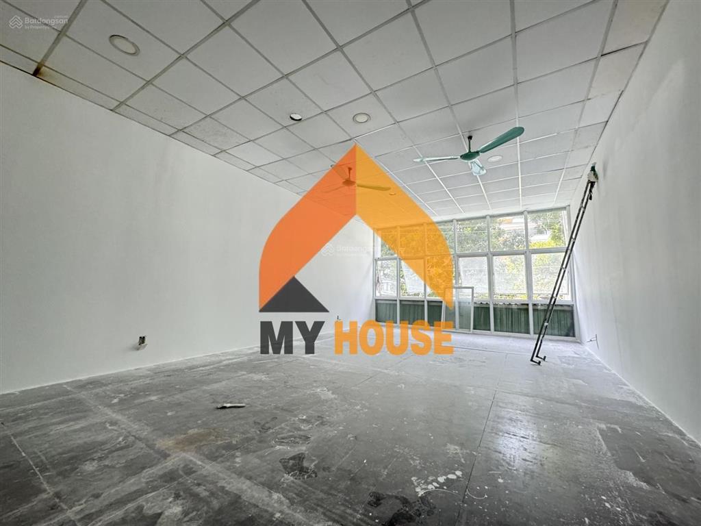 Nhà phố mới thẩm mỹ xinh như mộng ngay trần não q2 250m2 ạ