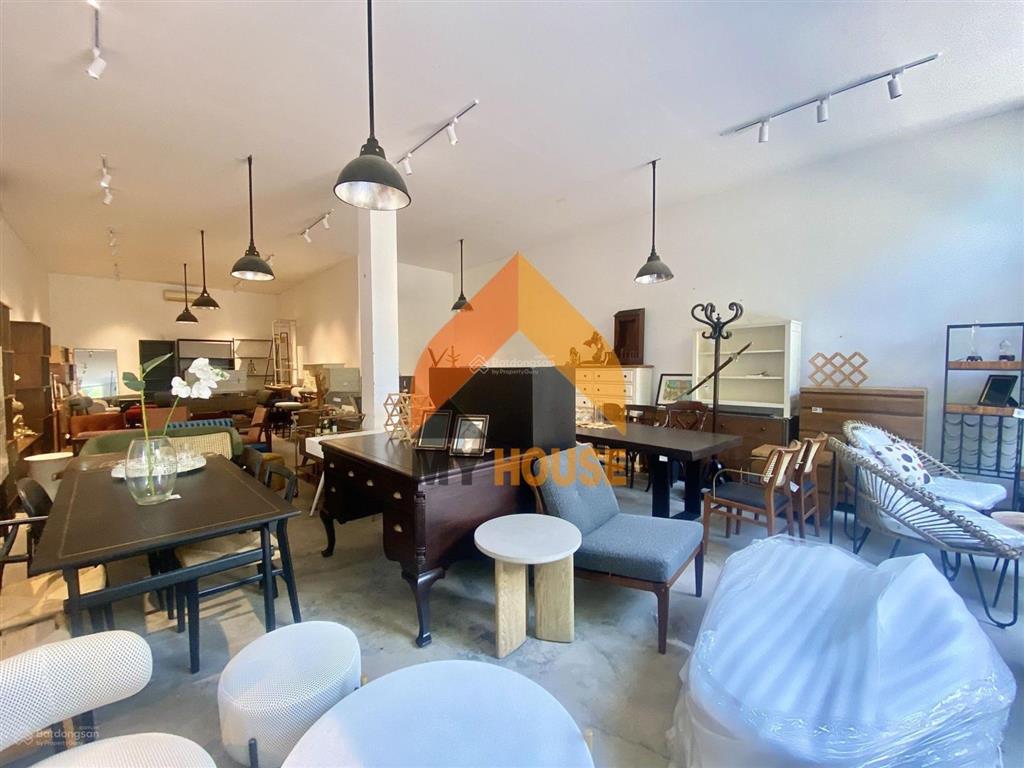 Văn phòng decor rất chill, phù hợp vừa làm việc vừa chữa lành thảo điền đây ạ
