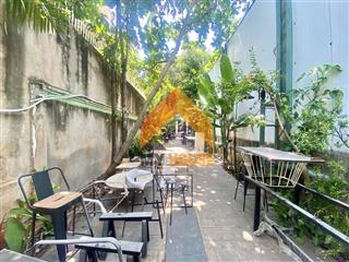 Văn phòng decor rất chill phù hợp vừa làm việc vừa chữa lành thảo điền đây ạ