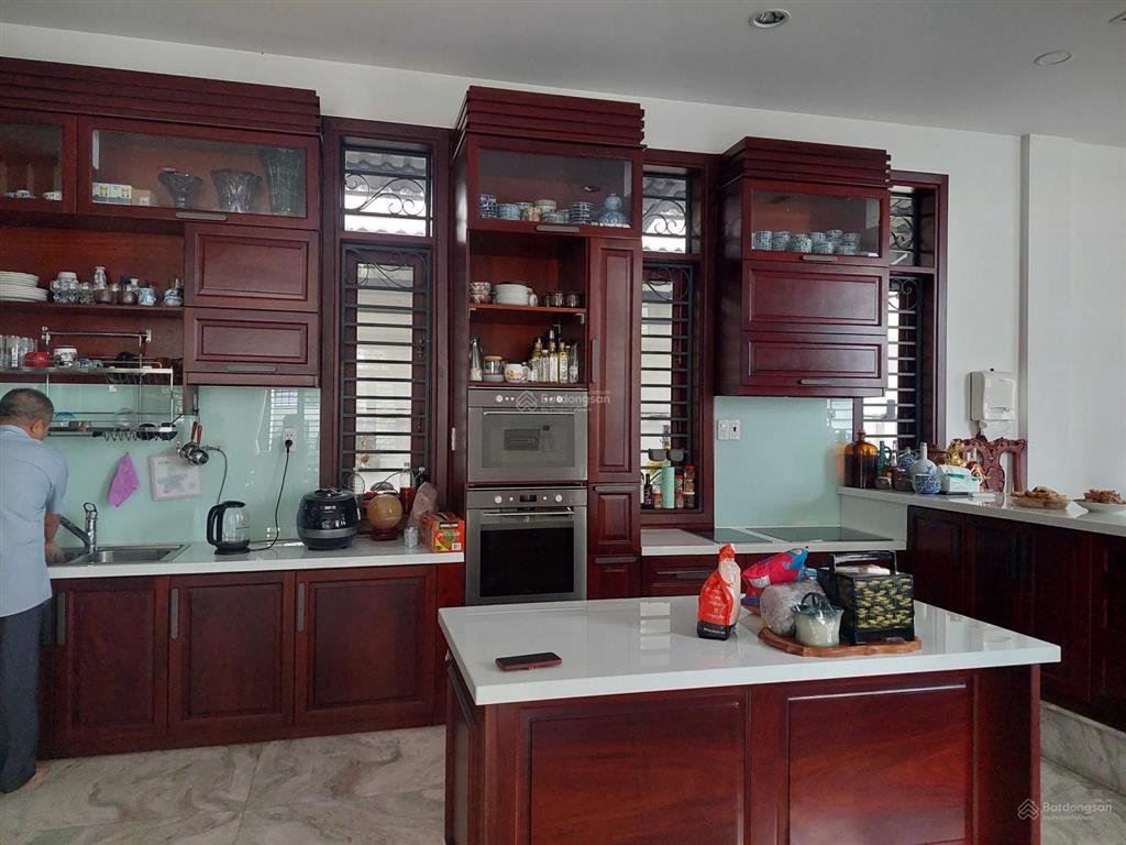 Chuyển nhượng biệt thự đẹp 16x20m khu đô thị an phú an khánh, gồm 1 tầng hầm và 3 tầng lầu, 95tỷ