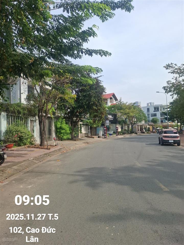 Bân đất mặt tền công viên hồ sinh thái đường cao đức lân 10x20m giá chỉ 243tr/m2