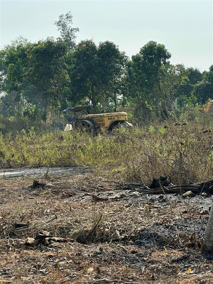 Tôi cần bán mảnh đất ở xã ngọc định  định quán  đồng nai dt 1.375m giá 1 tỷ 8 còn tl0906 768 ***