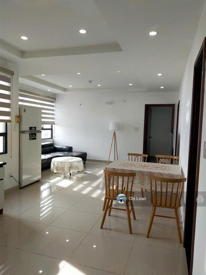 Bán căn hộ cao ốc thịnh vượng, q. 2. giá 4,2 tỷ (2pn, 2wc, 77m2, sổ hồng).  0918 604 *** loan