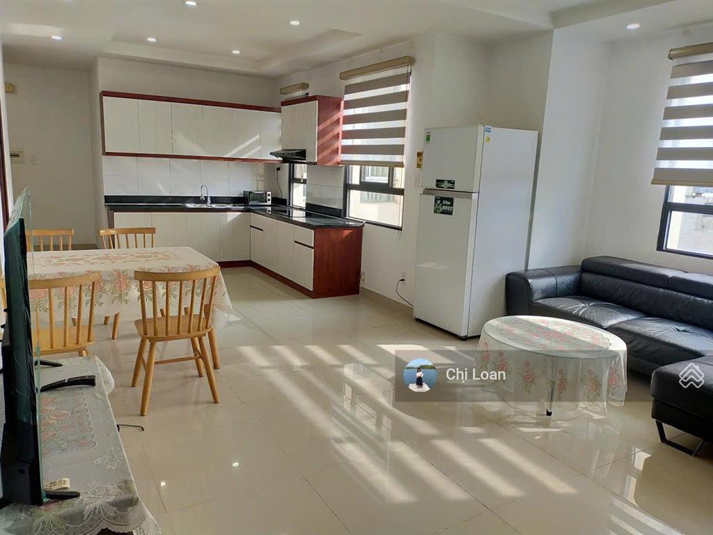 Bán căn hộ cao ốc thịnh vượng, q. 2. giá 4,2 tỷ (2pn, 2wc, 77m2, sổ hồng).  0918 604 *** loan