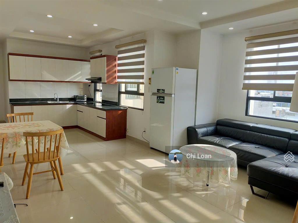 Bán căn hộ cao ốc thịnh vượng, q. 2. giá 4,2 tỷ (2pn, 2wc, 77m2, sổ hồng).  0918 604 *** loan