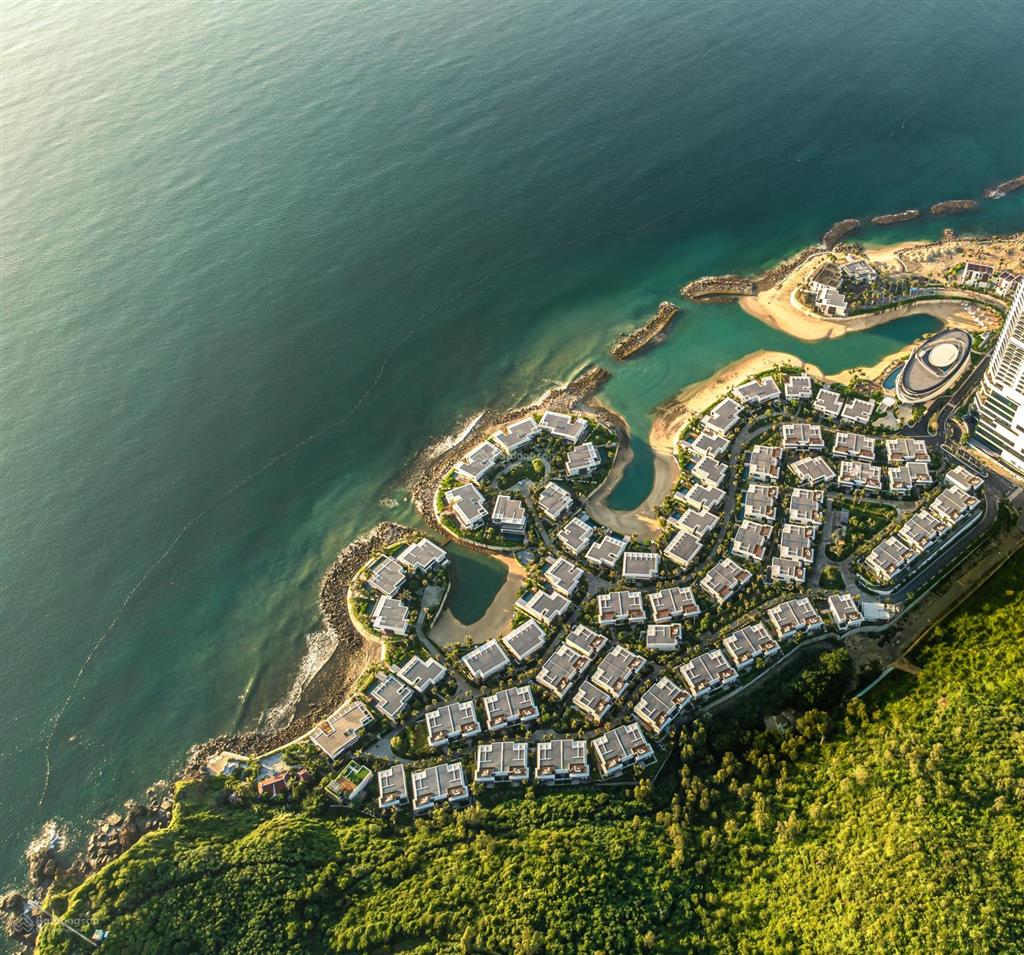 Villa le corail, a gran meliá hotel 33 tỷ/ căn mặt tiền biển trung tâm nhatrang để ở đã có sổ hồng